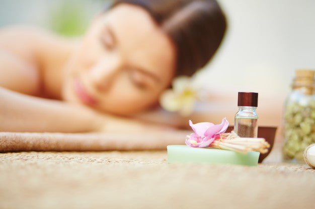 Manual de Aromaterapia: Roll on, Aceites de masajes y Unguentos